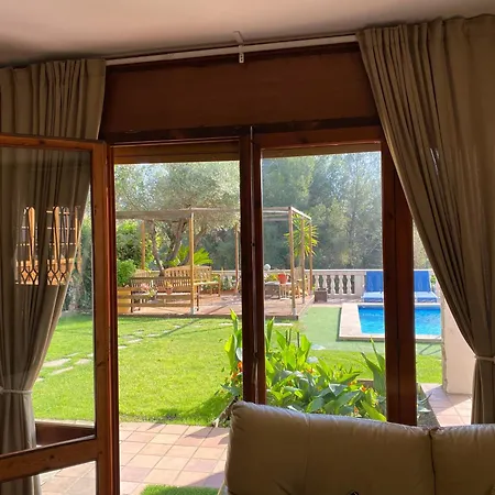 Allyson Nocleg ze śniadaniem 3*