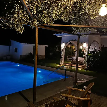 Allyson לינה וארוחת בוקר