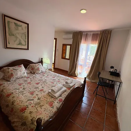 B&B Villa Allyson Boutique Guesthouse 료렛 드 마르