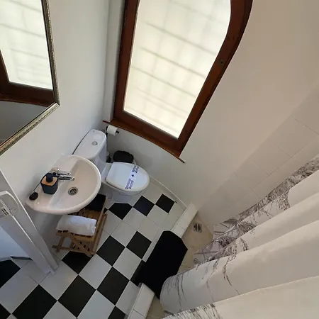 Villa Allyson Boutique Guesthouse B&B