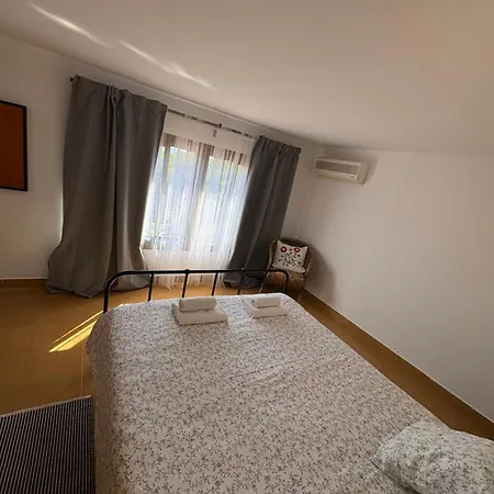 Villa Allyson Boutique Guesthouse B&B 료렛 드 마르