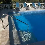 ベッド・アンド・ブレックファスト Villa Allyson Boutique Guesthouse 3*