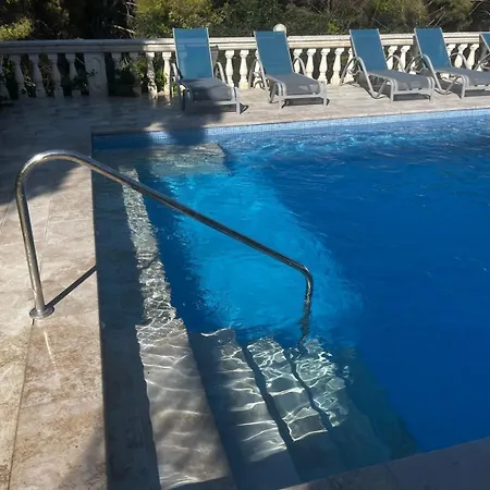 Bed & Breakfast Allyson 3*